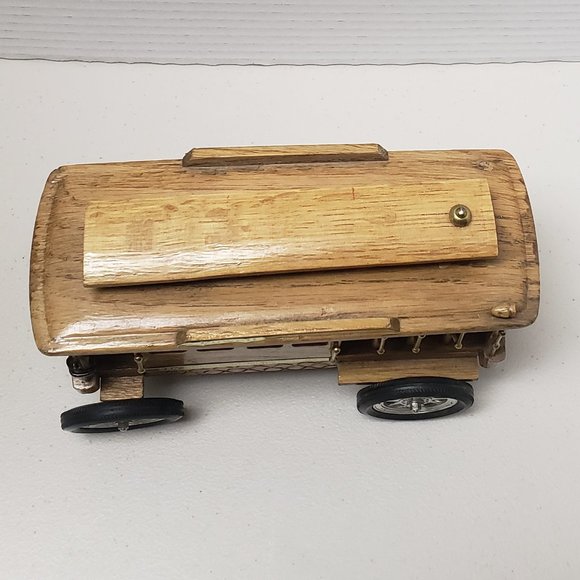 San Francisco Musical Wooden Trolley - Picture 4 of 10